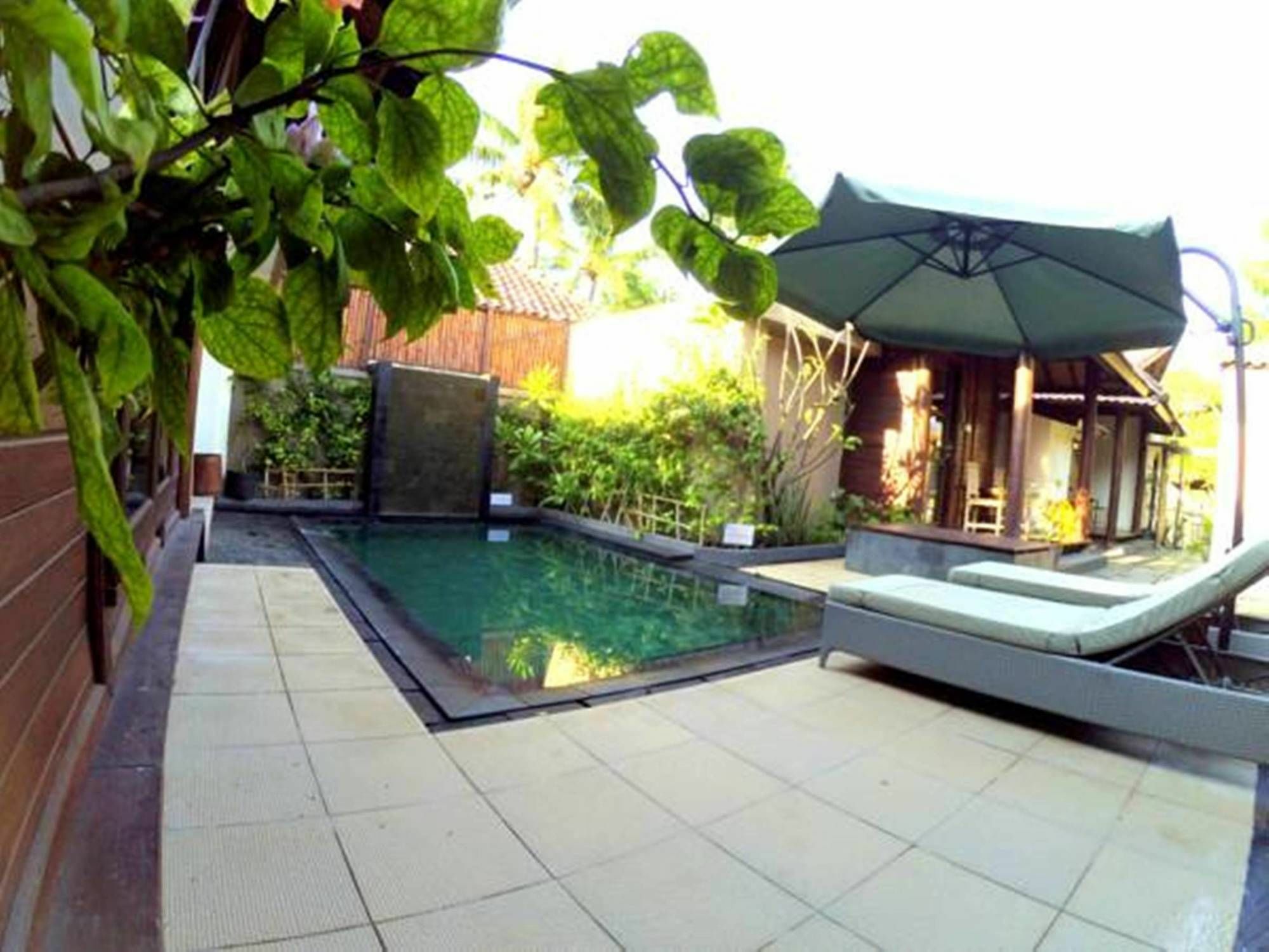 Drupadi Bungalows Gili Trawangan Exterior photo